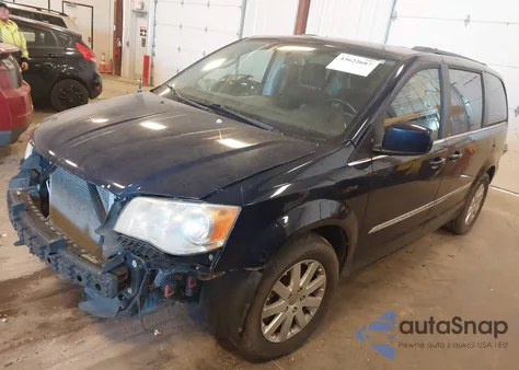 2013 Chrysler Town & Country Touring from USA, damaged, VIN 2C4RC1BG4DR517389